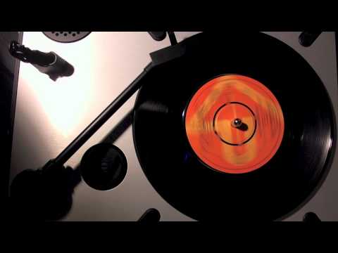 Eric Donaldson - Keep On Riding