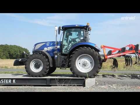 Essai comparatif de pneus de tracteur agricole : VF contre pneus standards