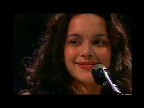 Video thumbnail for Cold Cold Heart (Live)