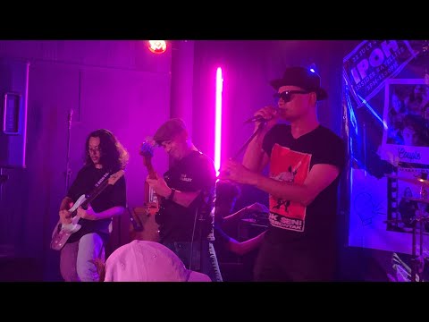 Pretty Ugly - En. Ronald Moore (live in IPOH 2023)