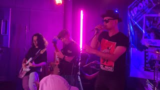 Download lagu Pretty Ugly - En. Ronald Moore (live in IPOH 2023) mp3