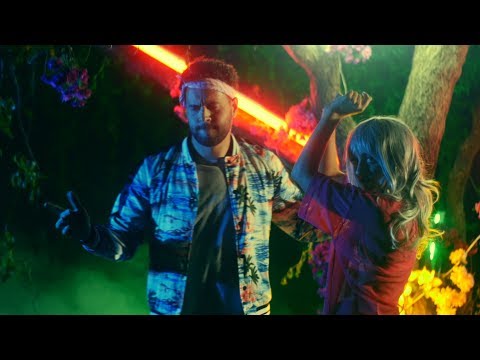 Mala Tuya - Chiquita Bonita