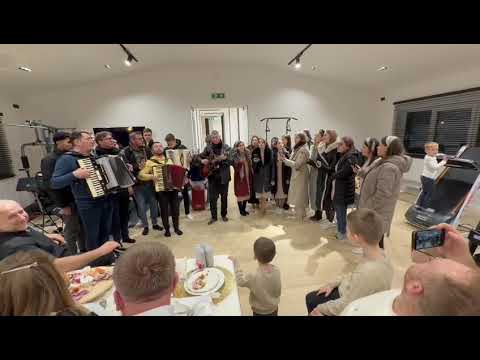 Slava Sus in cer si pe pămant jos(Colind 2025-2026)‼️Autor:Biji