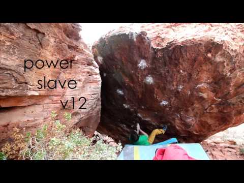 bouldering in red rocks - gabri moroni and alex khazanov