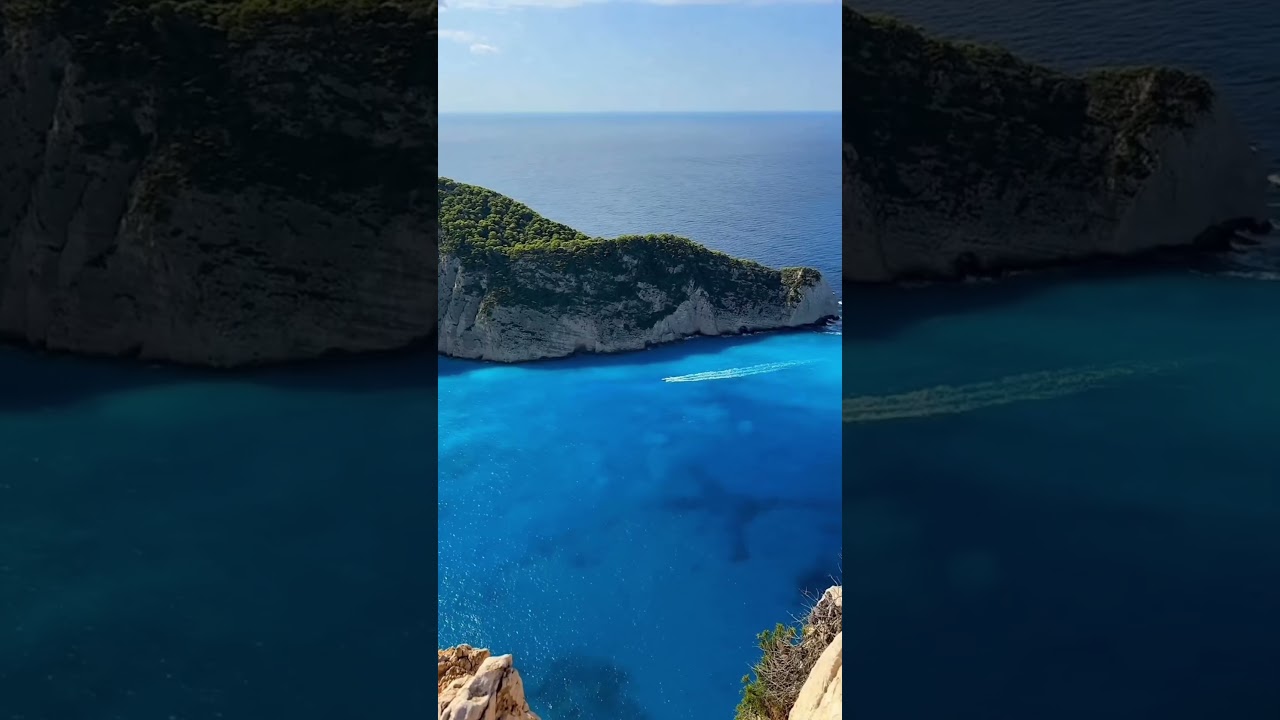 🏝️ Home to the World’s Most Famous Beach 🇬🇷