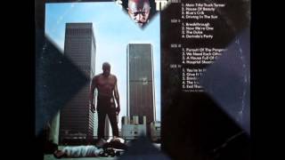 Isaac Hayes "Blue's Crib"