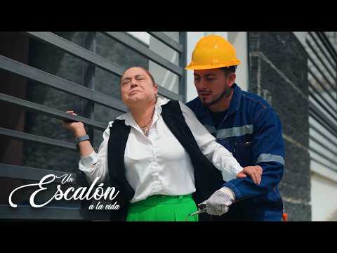 Ayudó a una anciana y la vida lo recompensó de la forma menos pensada