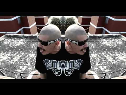 TRISTE DE NÉMESIS FT MR YOSIE & DEEKA-MADRES IMIGRANTES VIDEO OFICIAL HD