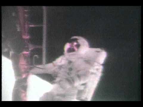 Apollo 15 - First Steps