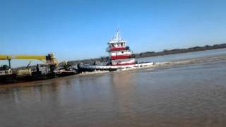 preview picture of video 'Tugboat Pushing Supply Vessel'