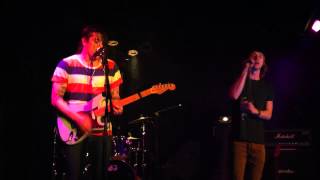 More Amor - &quot;Little Bit&quot;