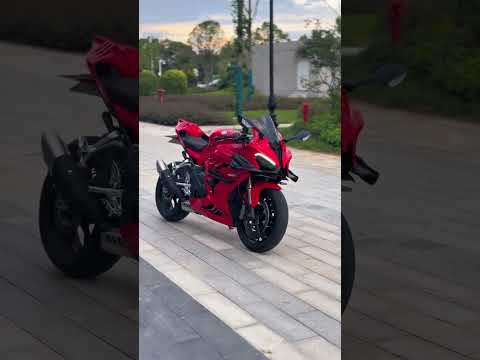 YAMAHA BIKE RED EDITION 2025|2025 Yamaha Red Edition: The Bold & Powerful Sportbike for Every Rider