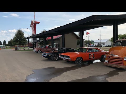 ￼ general lee vs smokey and the  bandit ￼