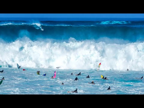 MY WORST NIGHTMARE SURFING PIPELINE 🤯