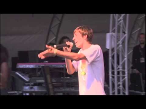 Asham meets Collieman @ Couleur Café 2012 - LET US GET FUNKY (part 12/12)