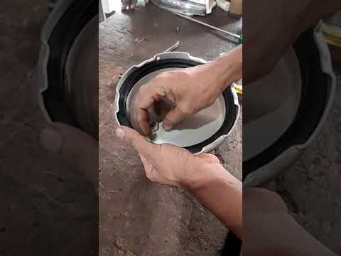 how To change pressure cooker safety valve