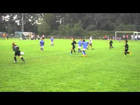 Almere FC F1 - Weesp FC F2 (07-09-2013)