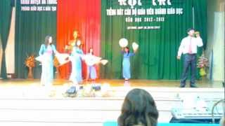 Download lagu Van Nghe Truong THCS Dien Lu.mp4 mp3