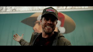 Dustin Lynch - Somethin’ That Makes You Smile (Official Music Video)