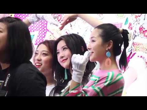 180701 라니아 지유 RANIA ZI.U HI-TOUCH FANCAM (RANIA & You Promo Tour Party @ KL Gateway Mall)