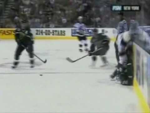 Erik Rasmussen nails Sergei Zubov