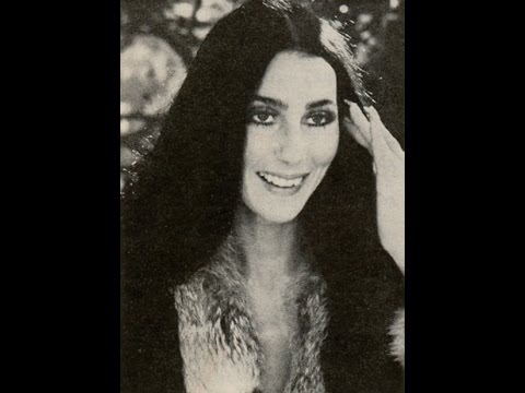 Videoclip de Two People Clinging To A Thread — Cher