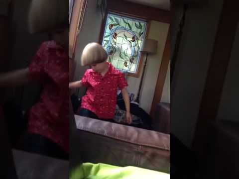 Hendrix Singing in lounge room