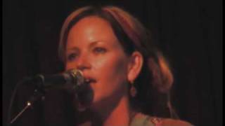 Kay Hanley Live at the Hotel Cafe on July 23rd, 2006 - Galapagos