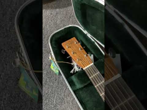 Martin 00DB Jeff Tweedy Acoustic Guitar - Tweedy Burst image 8