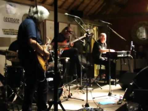 Albatros - The Providers