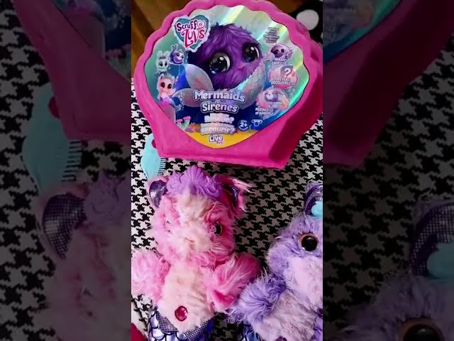 Vídeo relacionado con Wild Republic Mysteries of Atlantis Mermaid Mystique, Animales de Peluche, 51 cm, Regalo Recién Nacido, Peluches para Niños, Peluches para Niñas, Relleno Elaborado con Botellas Recicladas
