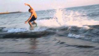 preview picture of video 'Taiwan Anping skim 2011'