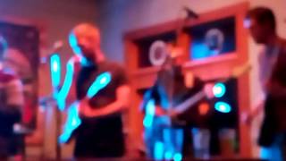 Music Road Company @ Charley's Waterfront - Paulo Mendonca Cover (Doggystyle)