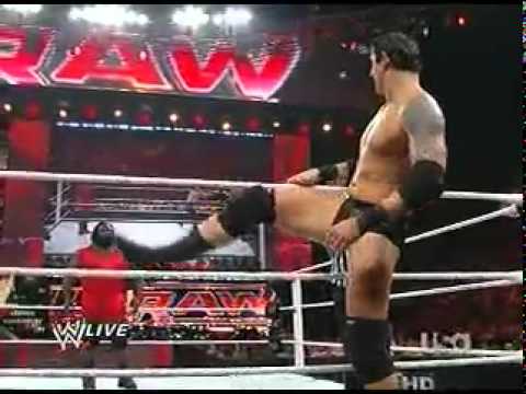 WWE RAW Wade Barrett VS  Mark Henry 7 19 10