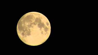 preview picture of video 'Osservando la Luna 20 agosto 2013 da Laveno Mombello Varese'