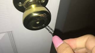 How to unlock bathroom door with bobby pin