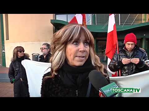 2018-02-05 PRATO - FA DISCUTERE MOSCHEA IN PIAZZA DEL MERCATO NUOVO