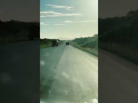 Estrada de Santa Quitéria a Canindé no Ceará #estrada #viver #mundãodedeus
