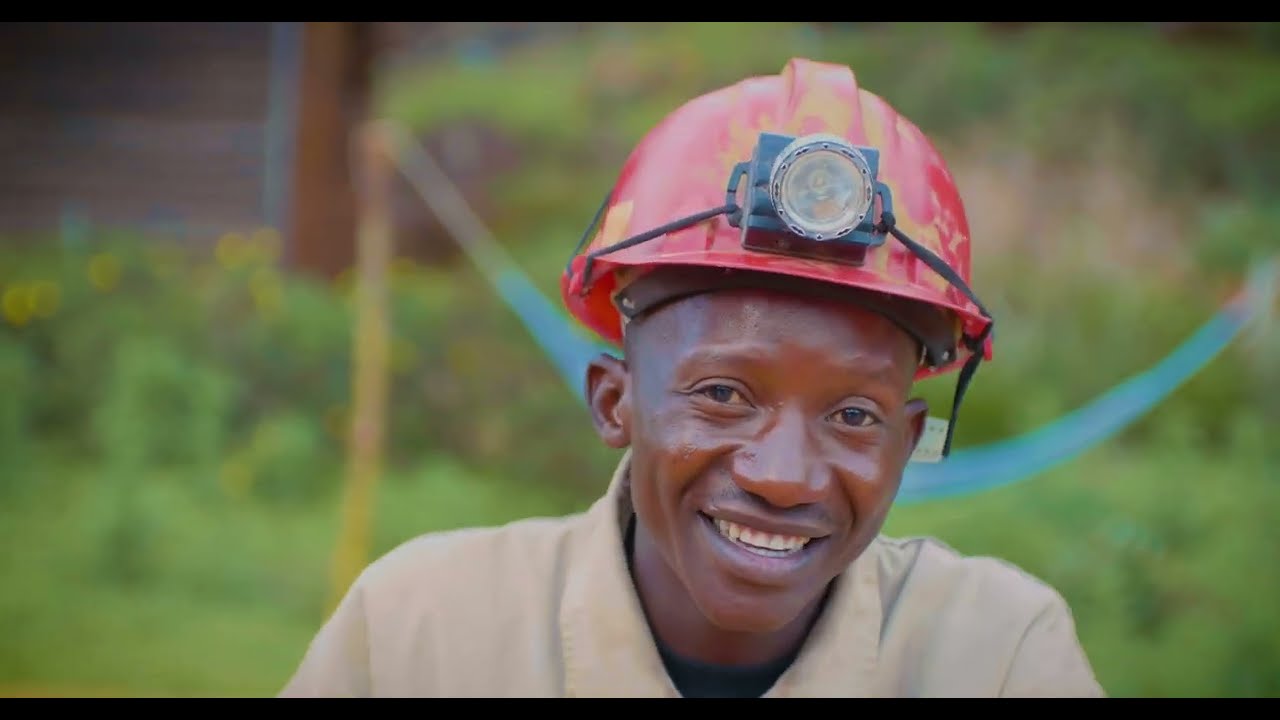 Sean Wilcox ft Ngwere Yekwamutoko - Mafaro [Official Music Video] Dir By 4cus Films