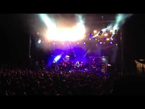 Wilde Flamme Geschichten bleiben Geschichten Live Alpen Fla