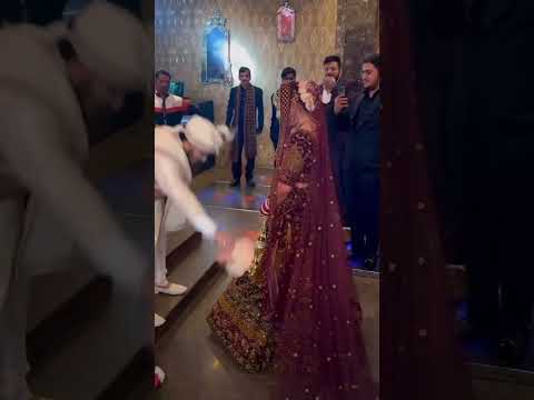 Are Koi Kajal Lao Ri Darti Amber Sajao Re#trendingshorts#youtubeshorts#viralshort