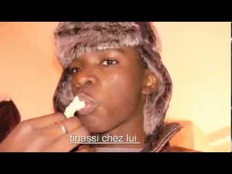 tinassi chez lui