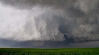 preview picture of video 'May 22, 2010 South Dakota Tornadoes - Bowdle, SD Wedge'