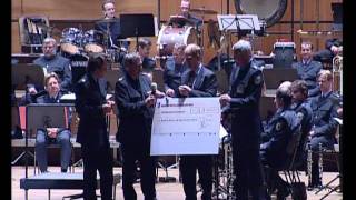Benefiz-Gala-Konzert   Bundespolizeiakademie 2011 - Spendenübergabe