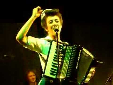 The Puppini Sisters - Koko - Tu Vuo Fa L'Americano