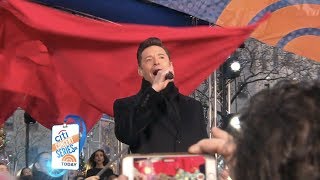 Hugh Jackman sings Les Miserables Medley on The Today Show