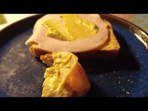 MongoTV_8423 - Min Aftensmad - Ristet TOASTBRØD Med HAMBURGERRYG og SENNEP