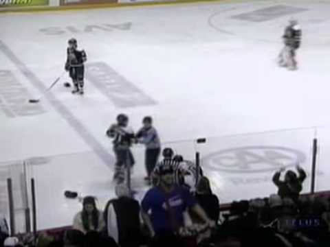 Kelly Bent vs Connor Moynihan