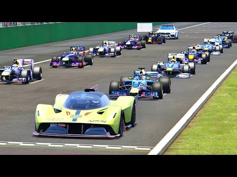Aston Martin Valkyrie AMR Pro vs Red Bull F1 Cars - Monza