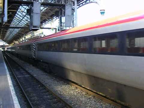 class 90021 on pretendolino at preston